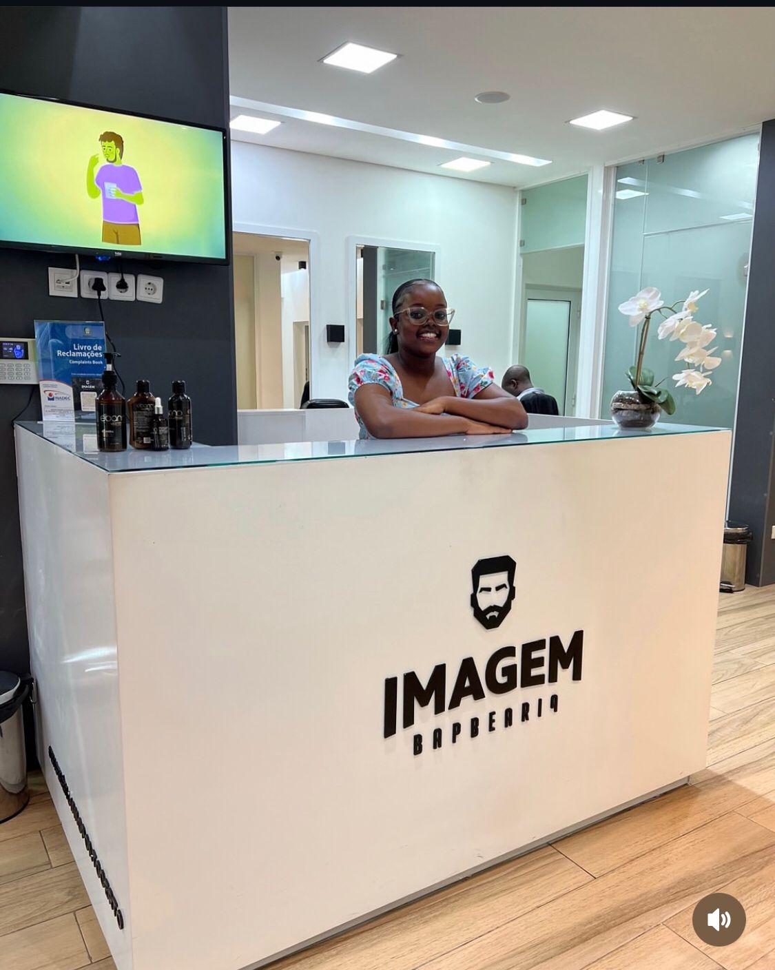 Interior da Barbearia Imagem